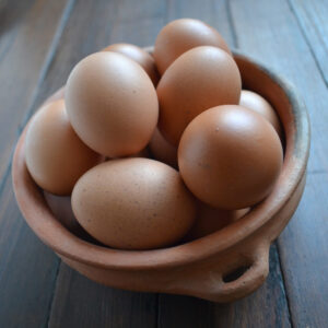 Huevos de gallinas caminadoras x MEDIA DOCENA