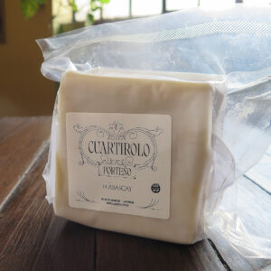 Queso cuartirolo porteño "El Abascay" x 300 grs. aprox.